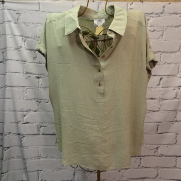 Perch by Blu Pepper Celery Green Short Sleeve Top, NWT - Picture 1 of 6